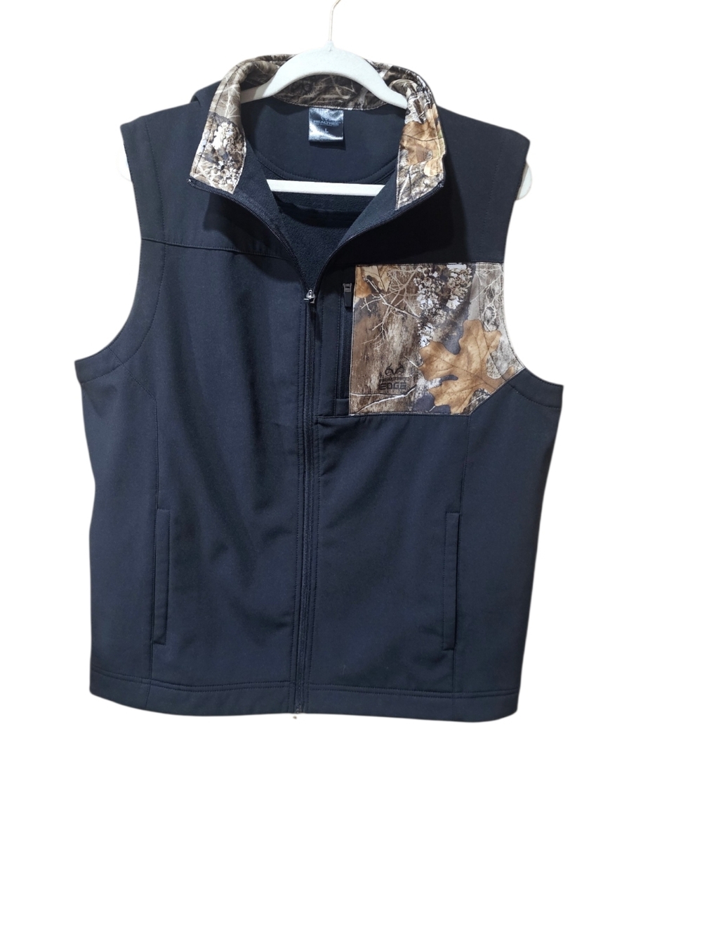 Realtree Edge Camo Vest Men’s Large Black Softshell Hunting Outdoor Zip Jacket